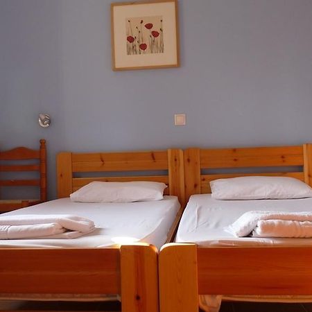 Nikolaki Rooms Pórto Ráfti Buitenkant foto