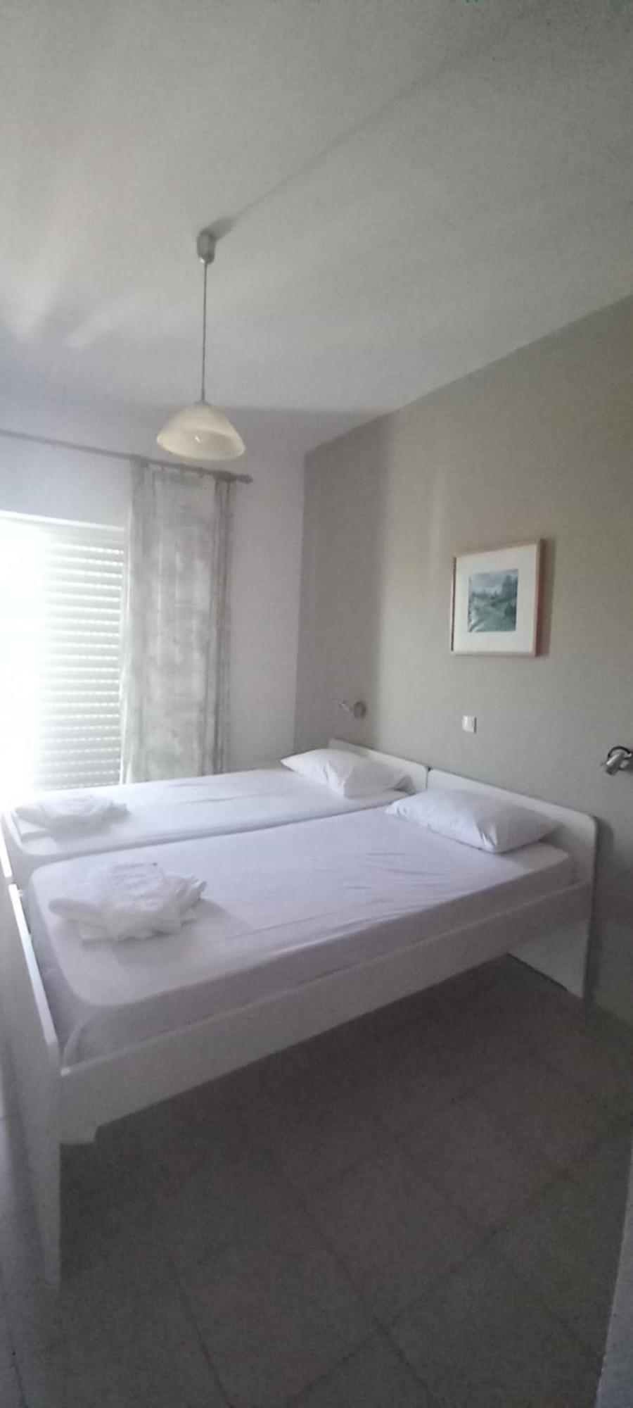 Nikolaki Rooms Pórto Ráfti Buitenkant foto
